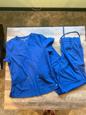 Easy Stretch, navy scrub set